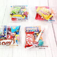 Load image into Gallery viewer, Clear Foil Labels, Custom Personalized Transparent Foiled Name Labels, Waterproof Stickers, Name Label Stickers for Kids, School, Daycare, Camp, Foil Stickers Wedding Invitation Card Seals Seal Stickers
